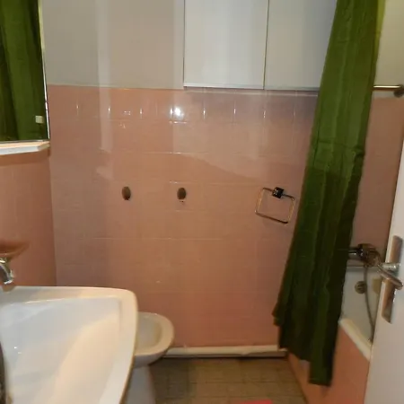 Bormes-les-mimosas, 4 Pieces, 6 Personnes - Fr-1-251-612 Apartament *
